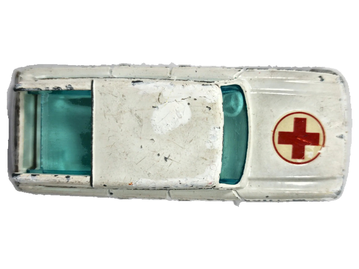 Studebaker Wagonaire Ambulans Husky '60 Biały 1:64 Made in Gt Britain – zdjęcie 8