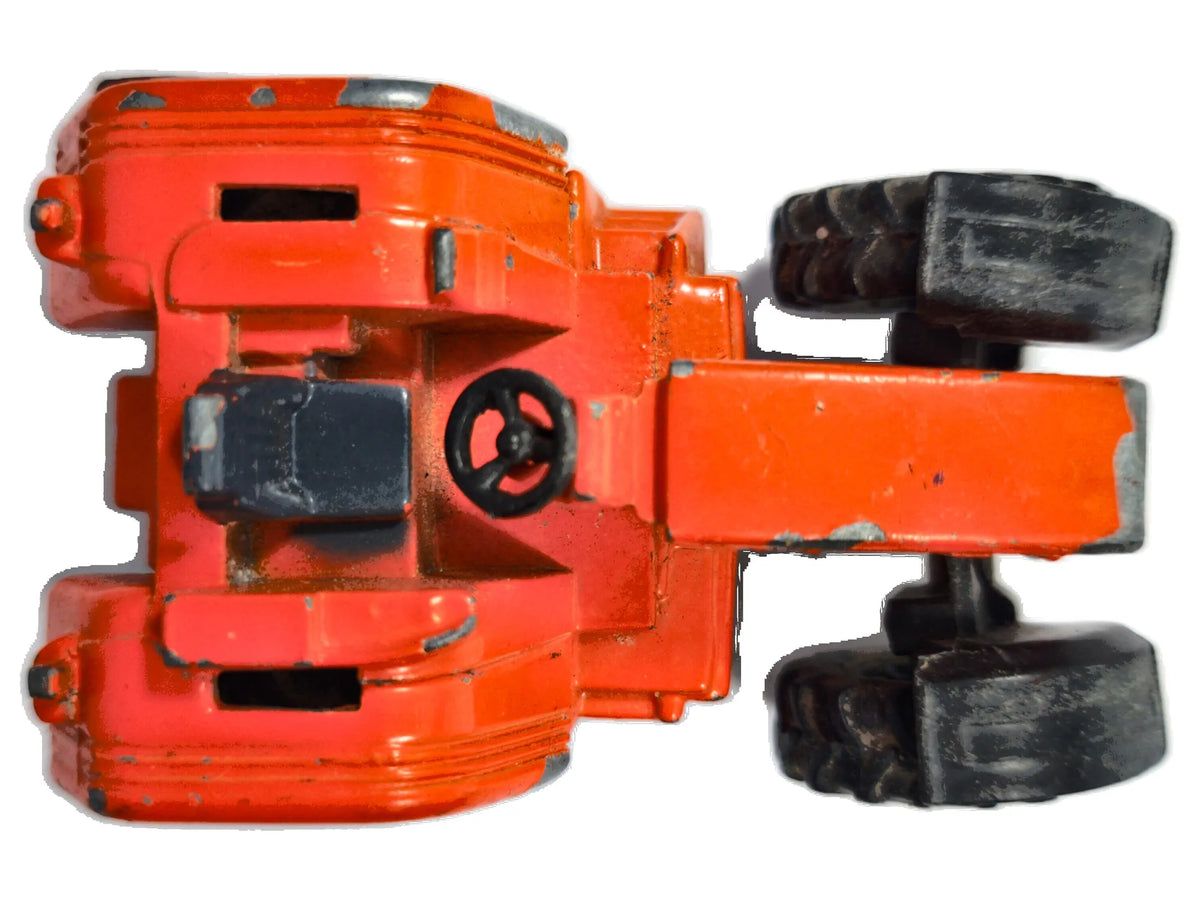 Traktor Farm 212 Pomarańczowy 1:64 – zdjęcie 8