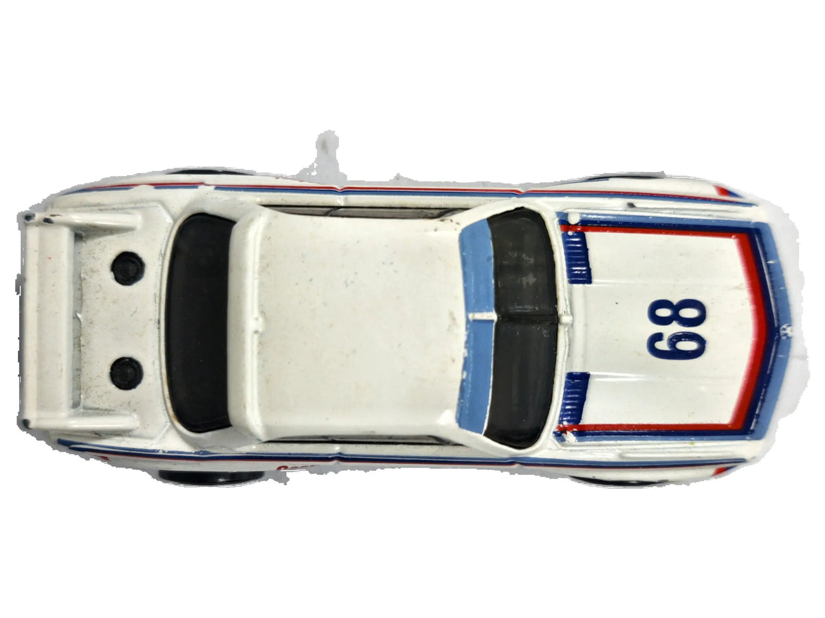 1973 BMW 3.0 CSL RACE CAR Mainline Hot Wheels 2016 Biały 1:64 – zdjęcie 8