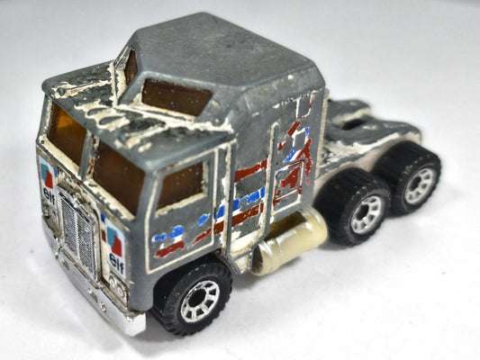 Kenworth Aerodyne Cabover Matchbox 19812w Juniors 1:87 Ciągnik Siodłowy ELF – zdjęcie 2