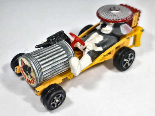 TOM'S GO-CAT Corgi Juniors Corgi '70 Żółty 1:64 Made in Great Britain – zdjęcie 2