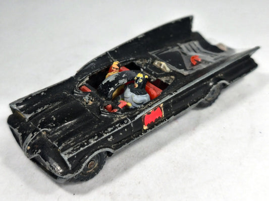 BATMOBILE Husky '60 Czarny 1:64 Made in Gt. Britain – zdjęcie 2