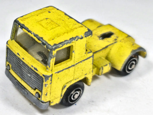 Ciągnik Siodłowy Semi-tractor truck Playart Żółty 1:87 – zdjęcie 2