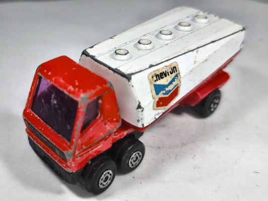 Freeway Gas Tanker Matchbox 1975 Superfast 1:64 Made in England Cysterna – zdjęcie 2