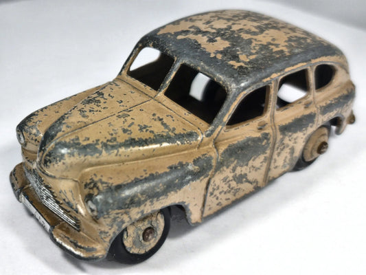 STANDARD VANGUARD Dinky Toys 1950-1954 Beżowy 1:43 Made in France – zdjęcie 2