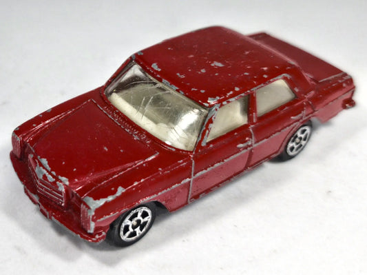 MERCEDES-BENZ 280 SE Corgi '80 Czerwony 1:64 Made in Gt Britain – zdjęcie 2