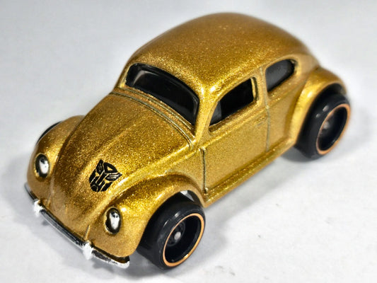 VOLKSWAGEN BEETLE Hot Wheels 2023 Złoty 1:64 – zdjęcie 2