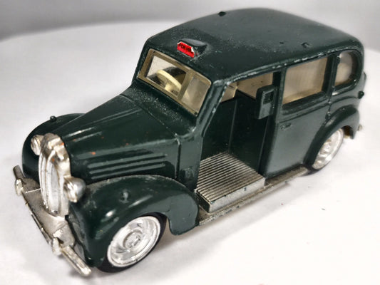 FX3 LONDON TAXI Ertl '70 Ciemnozielony 1:34 – zdjęcie 2