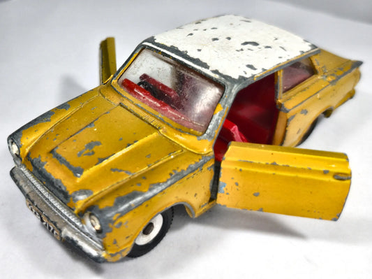 FORD CONSUL CORTINA Dinky Toys '70 Żółty 1:43 Made in England – zdjęcie 2