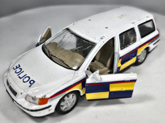 Volvo V70 2000 Kombi Policja Hongwell 2000 Biały 1:39 – zdjęcie 2