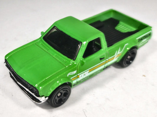 Datsun 620 Hot Wheels 2013 1:64 Pickup Zielony – zdjęcie 2