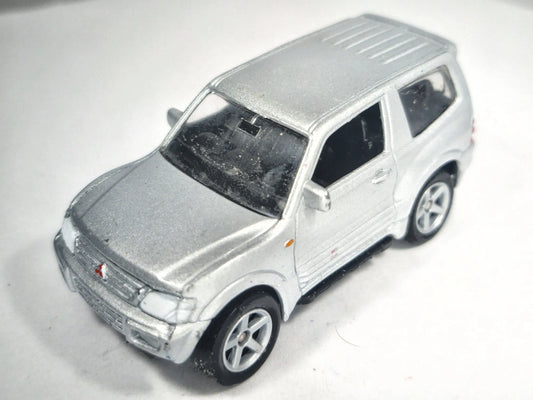 MITSUBISHI PAJERO, Welly, Die cast No.1052247, Srebrny, 1:60, Resoraki – zdjęcie 2