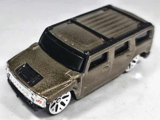 Hummer H2 Maisto 1:64 Luzak Brązowy – zdjęcie 2