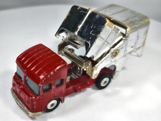 Ford D Series Refuse Husky 1:64 Made in Gt Britain Śmieciarka Luzak – zdjęcie 2