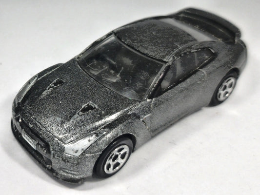Nissan Gt-R (R35) Realtoy 1:64 Luzak Srebrny – zdjęcie 2