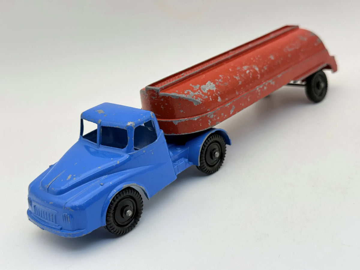 Ciężarówka Cysterna "Fuel Tanker" Lone Star Czerwony 1:55 Made in England – zdjęcie 8