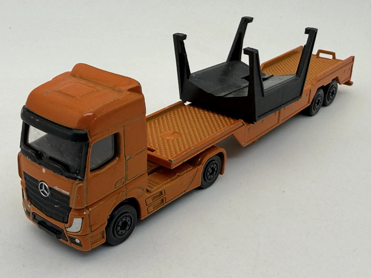 Ciężarówka MERCEDES-BENZ ACTROS Majorette 1992 Pomarańczowy 1:87 – zdjęcie 8