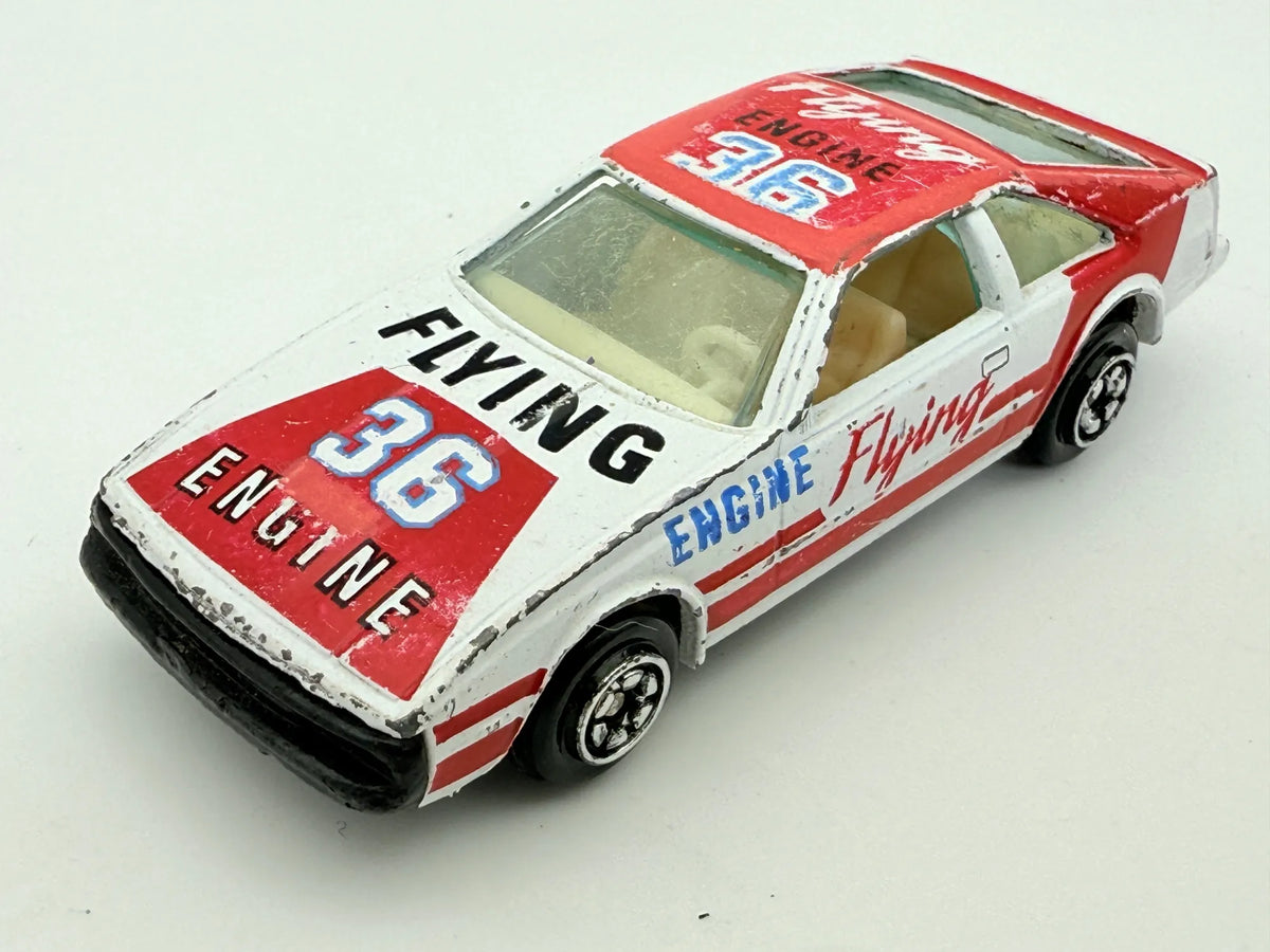 Sportowe Coupe Yatming Biało-Czerwony 1:60 – zdjęcie 9