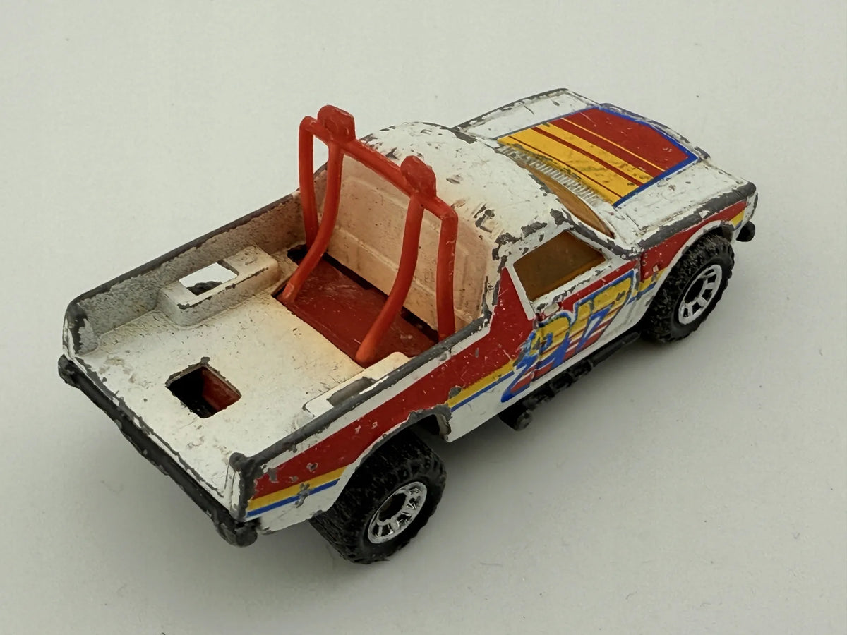 Toyota Hilux 4X4 Mainline Majorette Biały 1:57 Made in France – zdjęcie 16