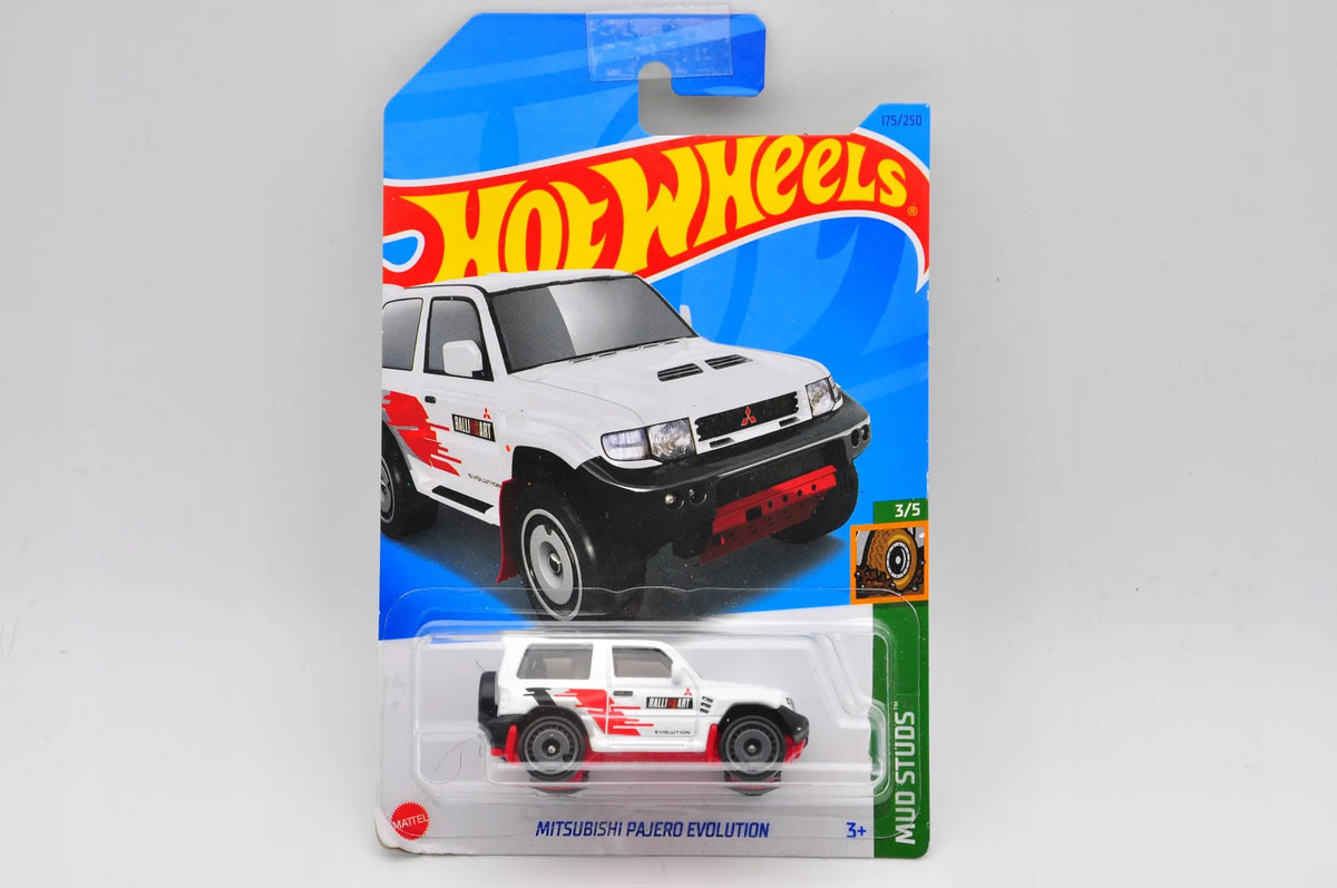 Mitsubishi Pajero Evolution Hot Wheels 2021 Biały 1:64 – zdjęcie 9