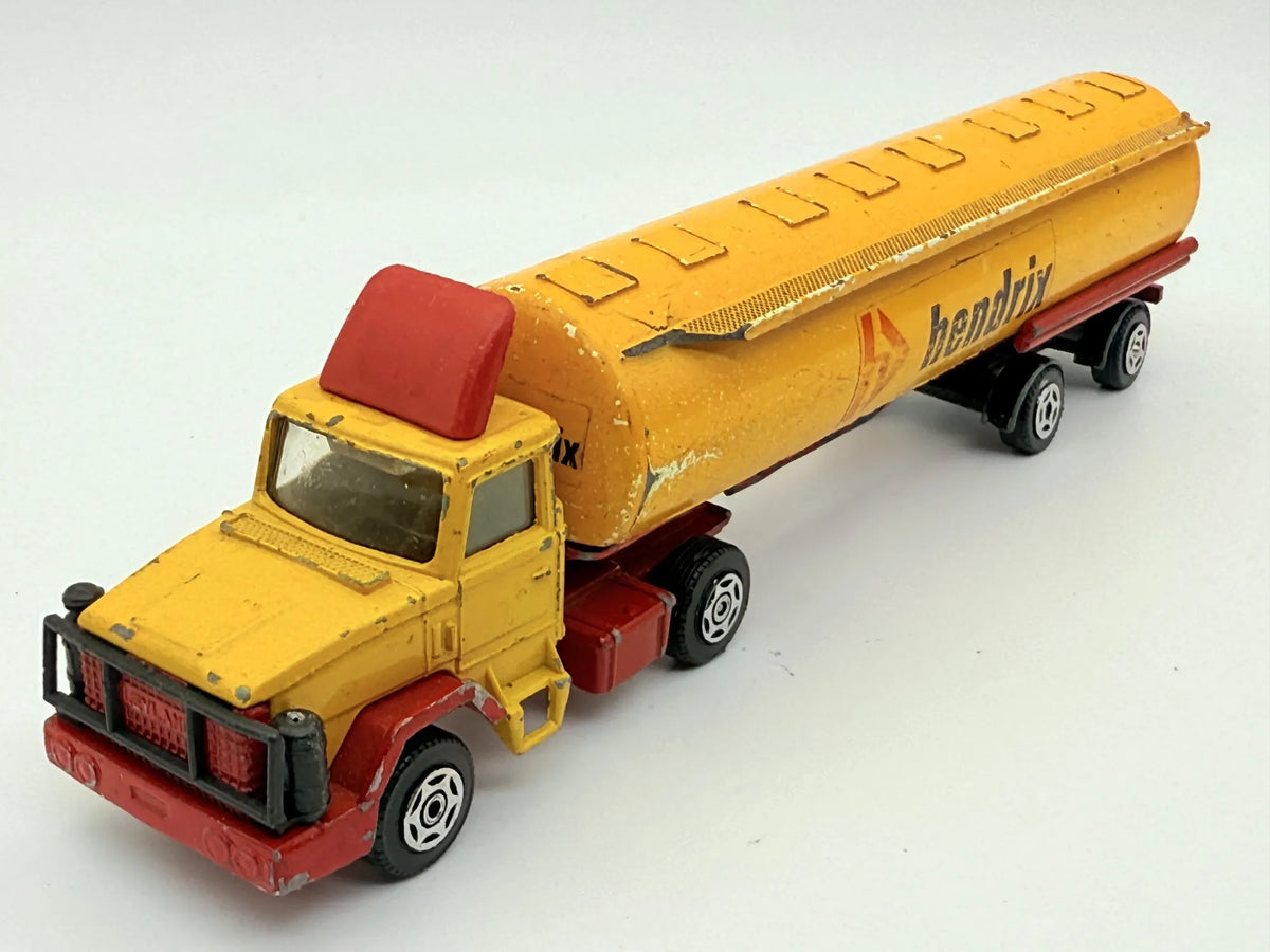 Scammel Benzintanker, Ciężarówka, Corgi, made in GT, Britain, die cast 1:64 – zdjęcie 9