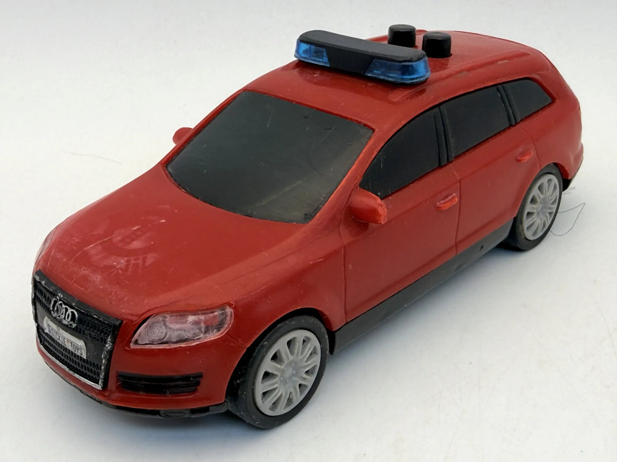 Audi Q8 Fire Dept Light & Sound Straż pożarna '90 Czerwony 1:32 – zdjęcie 8