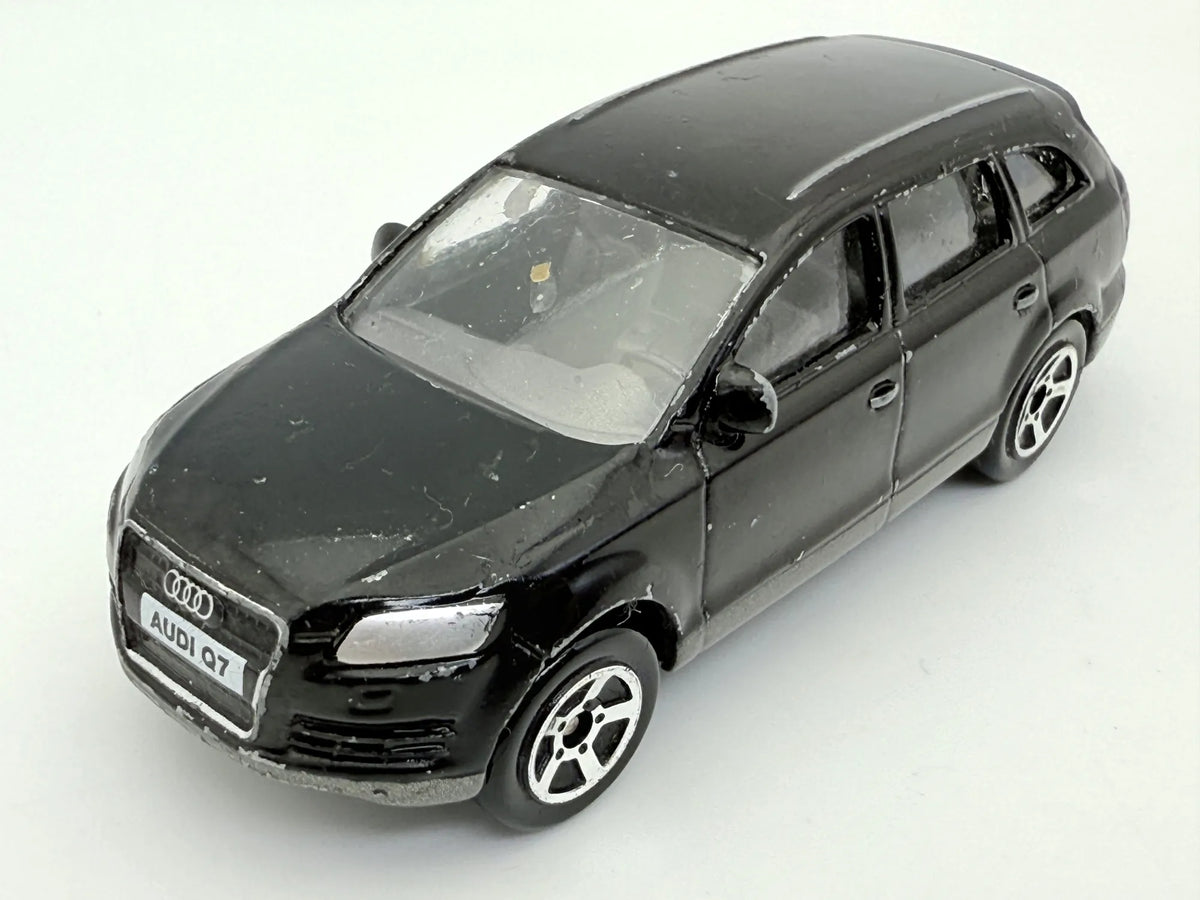 Audi Q7 Realtoy Czarny 1:64 – zdjęcie 8