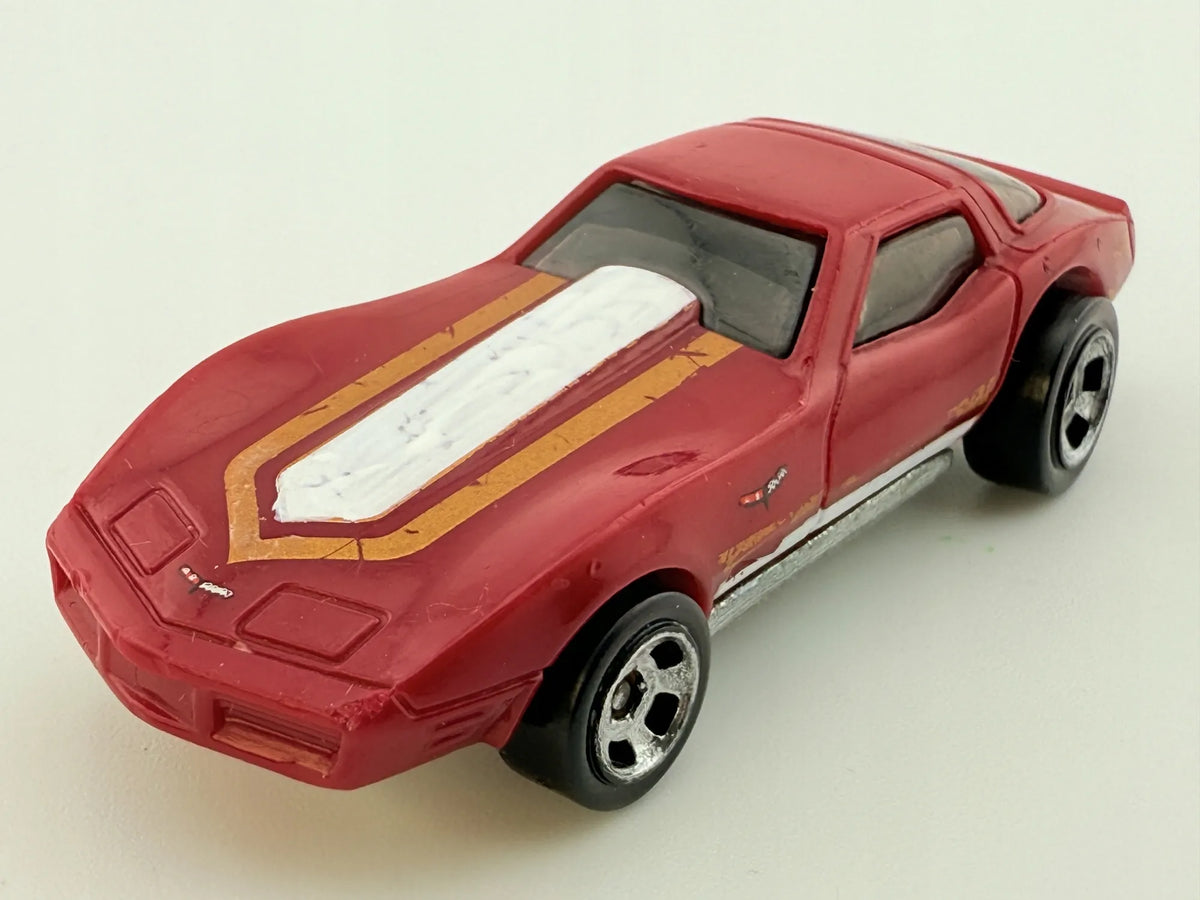 Chevrolet Corvette Mainline Hot Wheels Czerwony 1:64 – zdjęcie 9