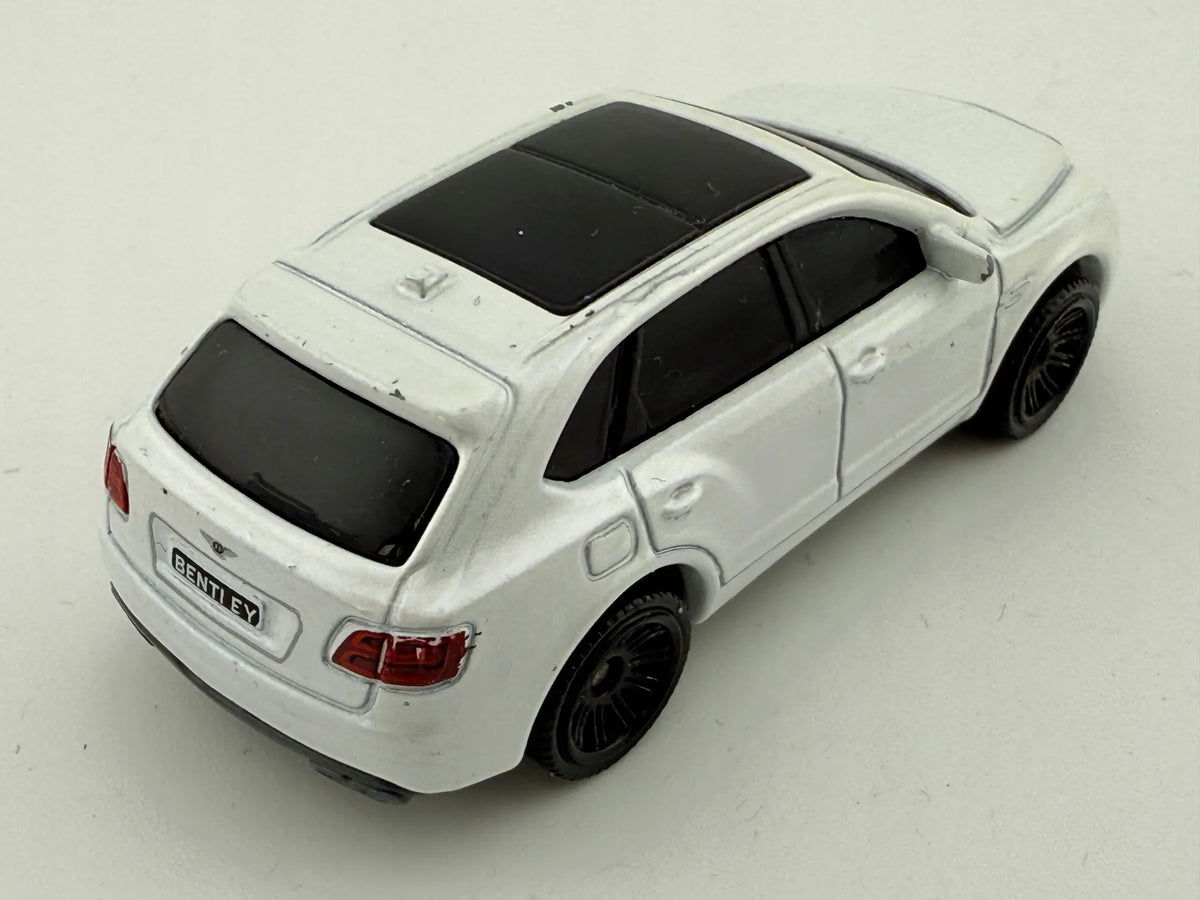 Bentley Bentayga Mainline Matchbox 2020 Biały 1:64 – zdjęcie 10