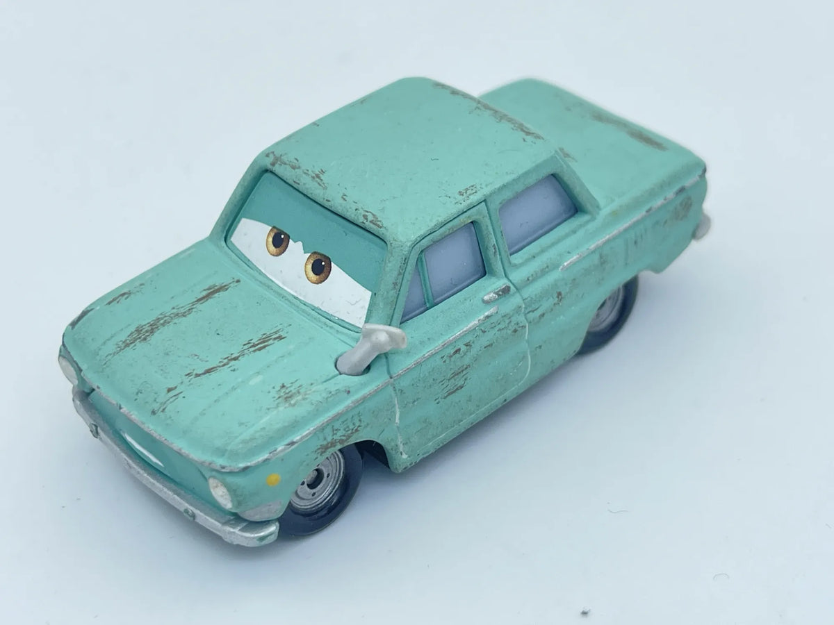 Vladimir Trunkov jako Zaporożec ZAZ 968 z 1975, Disney/Pixar Cars, 1:64 – zdjęcie 8