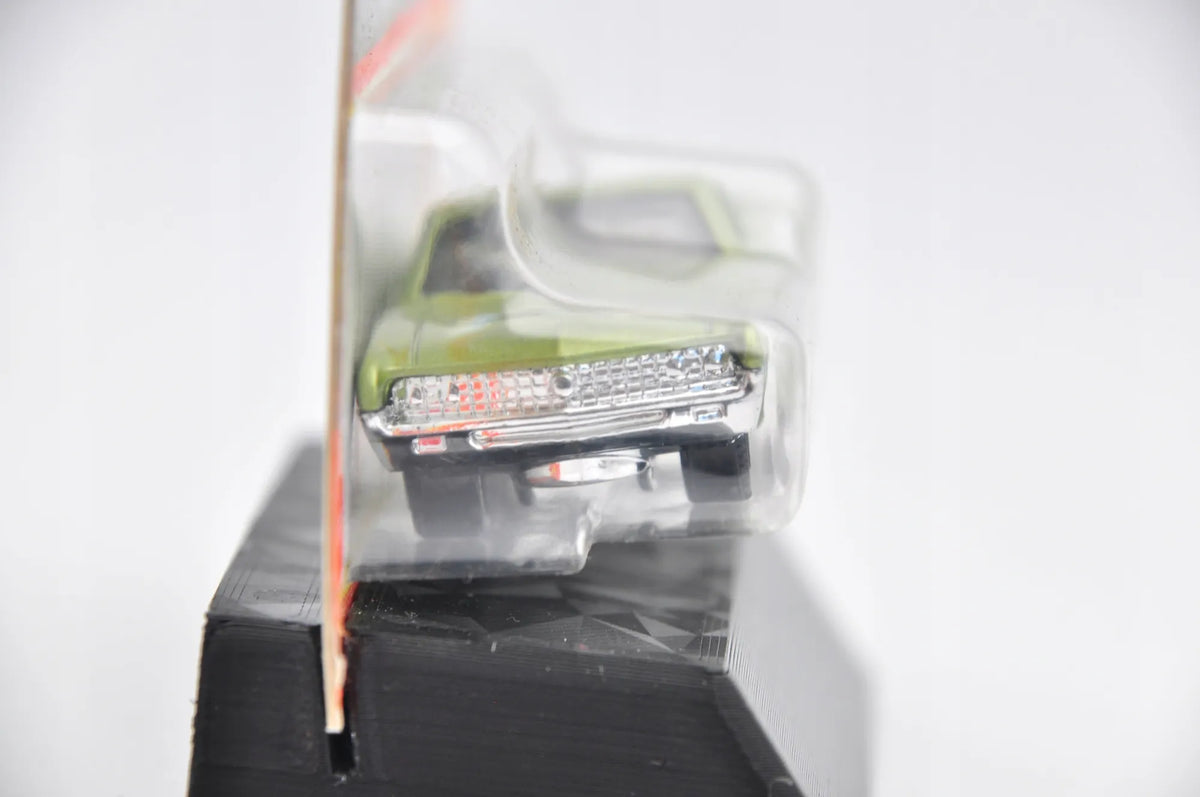 Dodge Charger Zielony 1:64 – zdjęcie 8