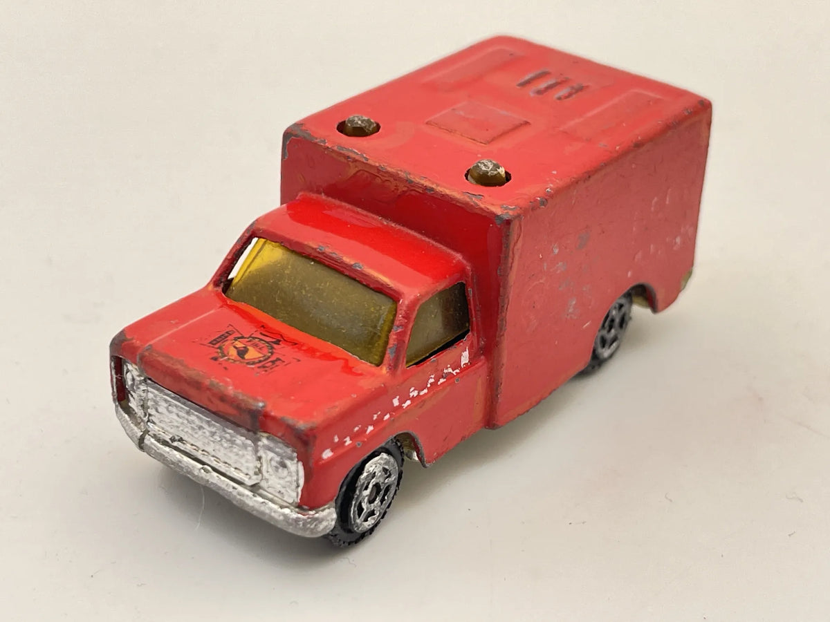 FIRE TRUCK, Stare Welly, Resoraki, VINTAGE MODEL Die cast, Czerwony, 1:64 – zdjęcie 8
