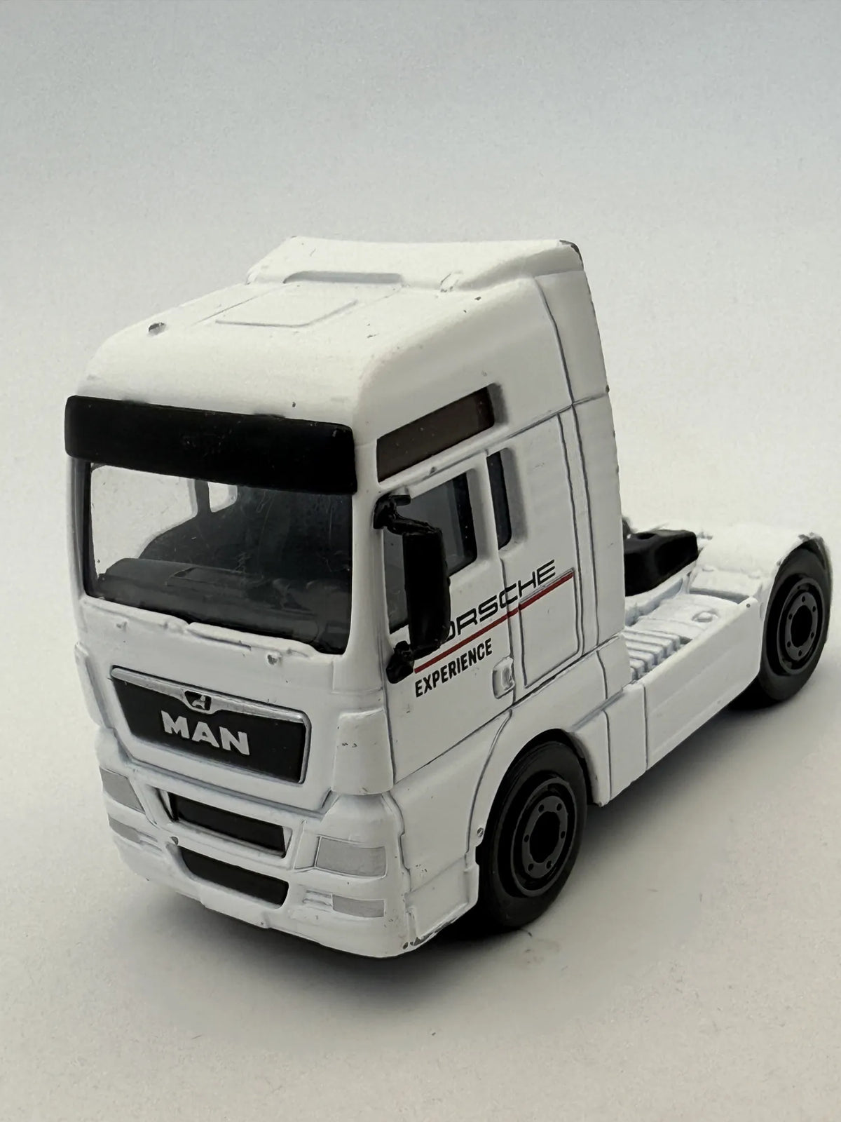 Man Tgx Majorette Biały 1:64 – zdjęcie 8