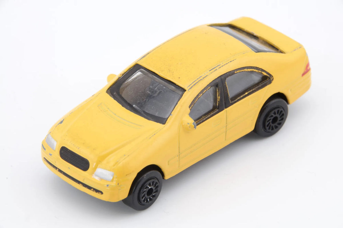Jak Mercedes Sedan Żółty 1:60 – zdjęcie 8