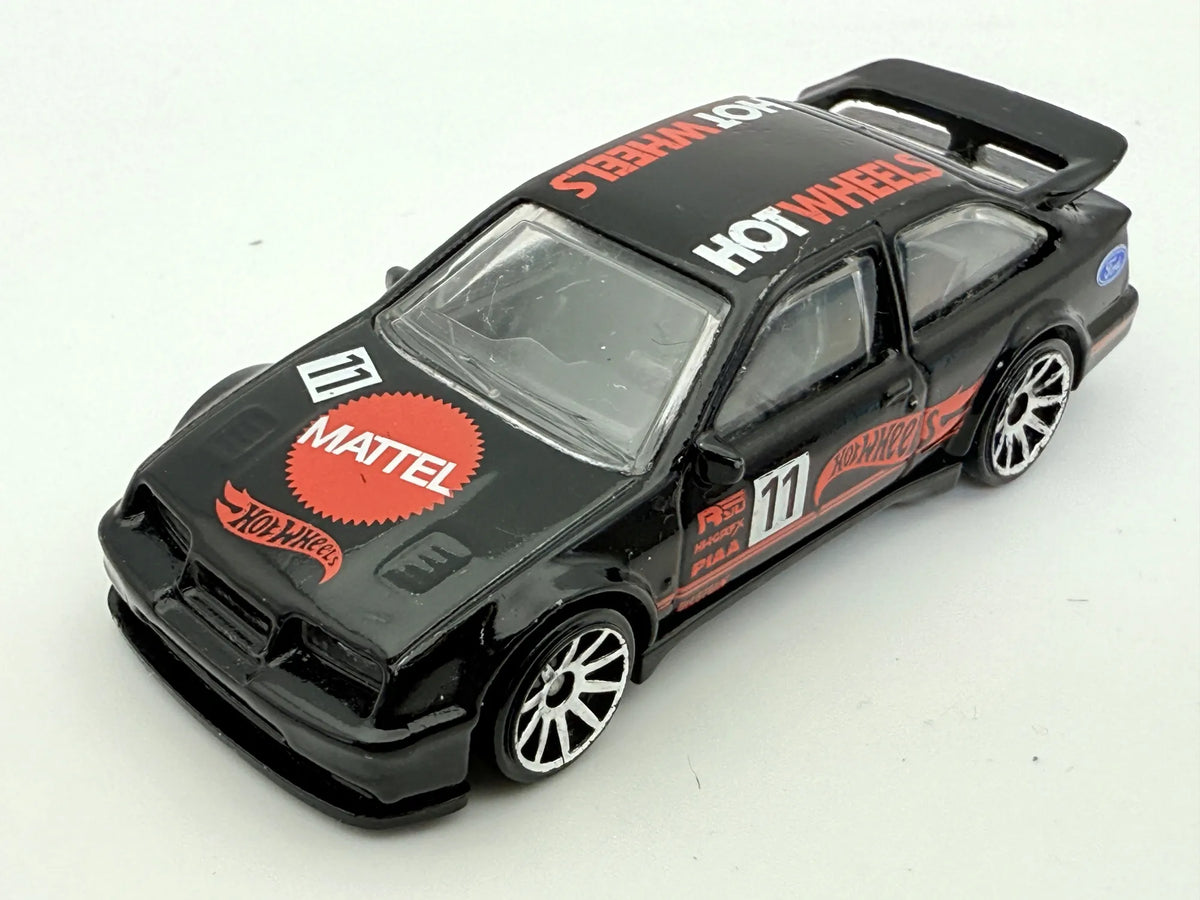 Ford Sierra Cosworth Hot Wheels Czarny 1:64 – zdjęcie 9