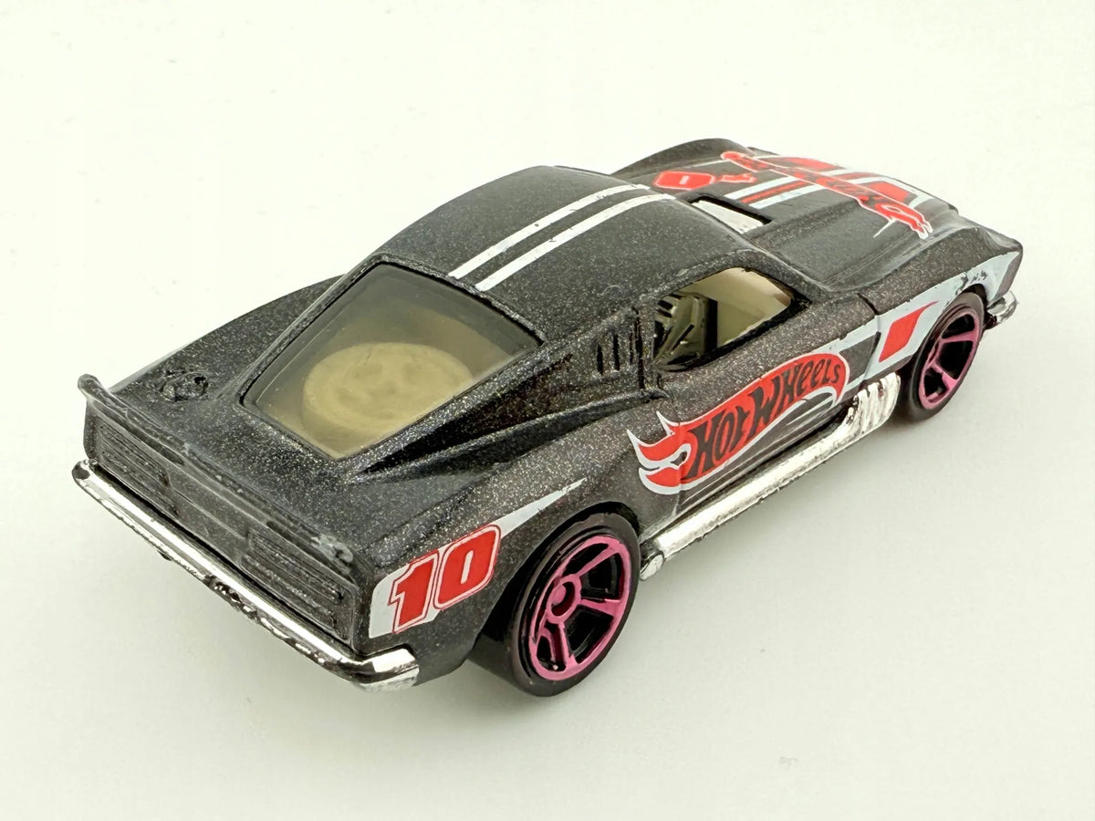 Datsun 240Z Hot Wheels Czarny 1:64 – zdjęcie 9