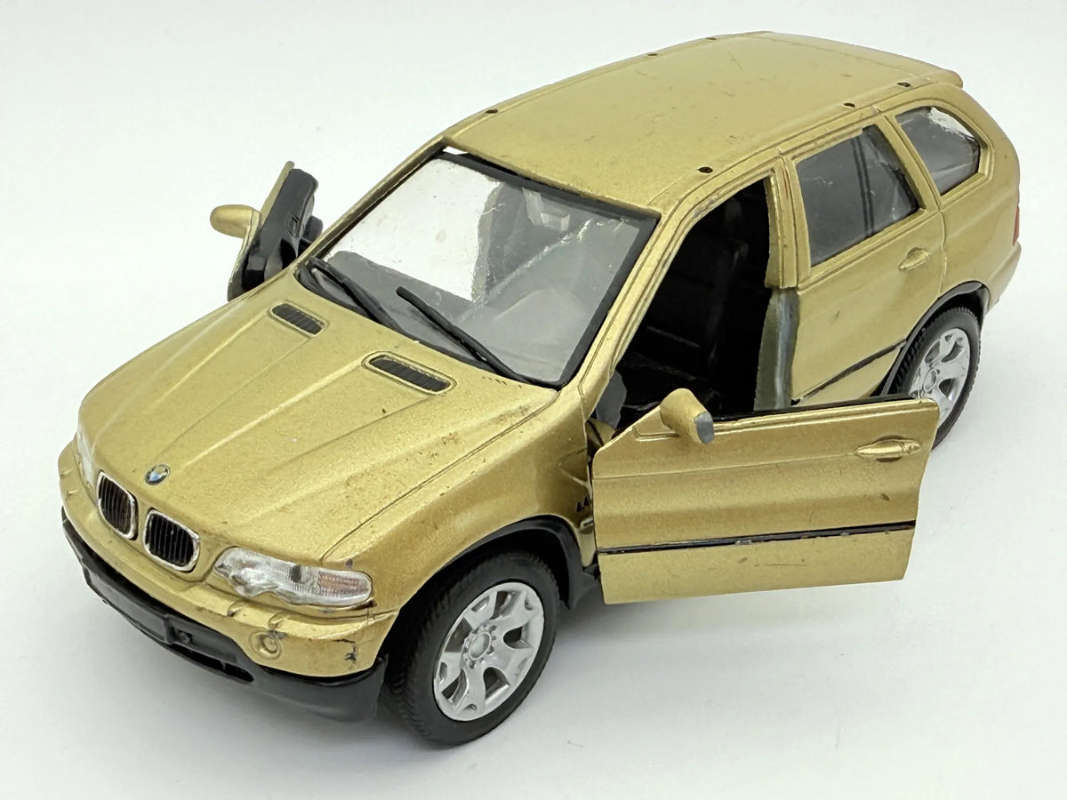 Bmw X5 Welly Złoty 1:32 – zdjęcie 10