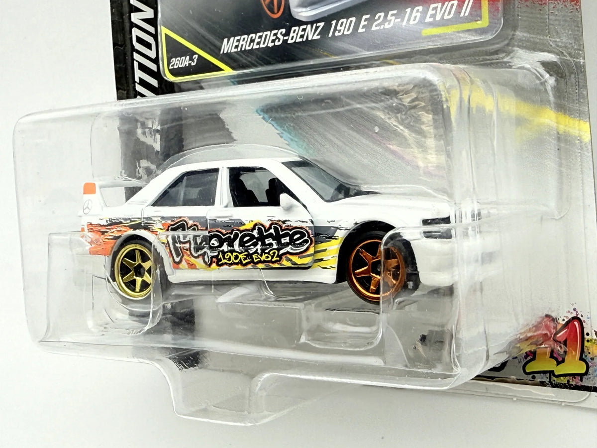 MERCEDES-BENZ 190 E 2.5-16 EVO II, Grafitti, Majorette 2023, Biały, 1:64 – zdjęcie 6