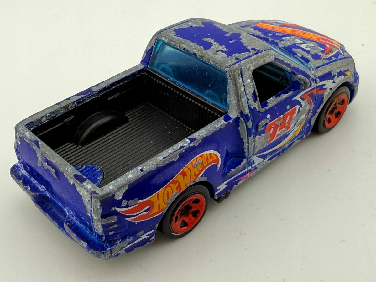 F-150 Lightning Hot Wheels 2020 Niebieski 1:64 – zdjęcie 9