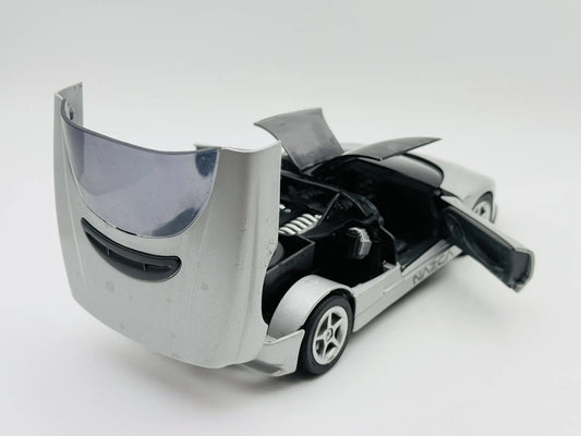 BMW Nazca M12 Italdesign Revell 1992 1:18 Luzak Srebrny – zdjęcie 2