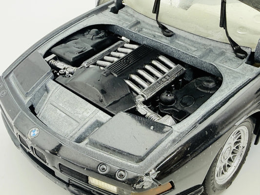 BMW 850I Maisto 1:18 Luzak Czarny – zdjęcie 2
