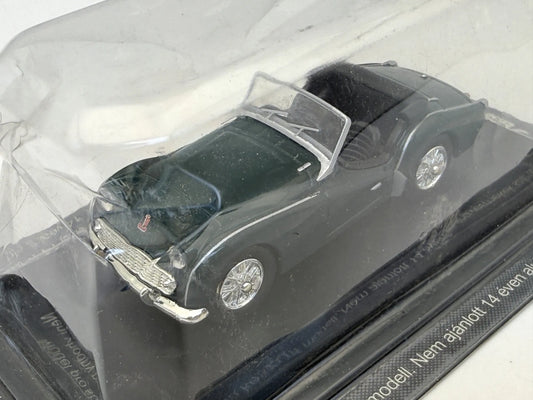 TRIUMPH TR3 Legendarne Samochody AmerCom Zielony 1:43 – zdjęcie 2