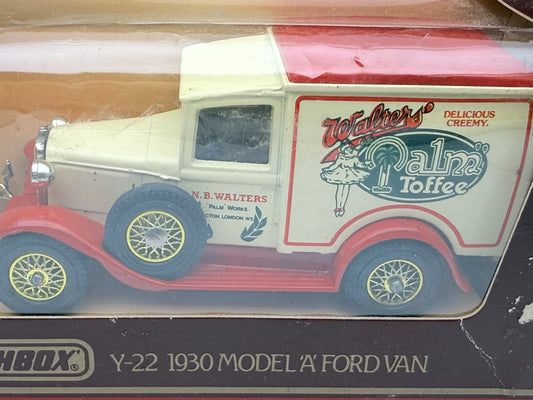 Y-22 1930 MODEL A FORD VAN Matchbox 1984 1:40 Made in England Palm Toffee – zdjęcie 2