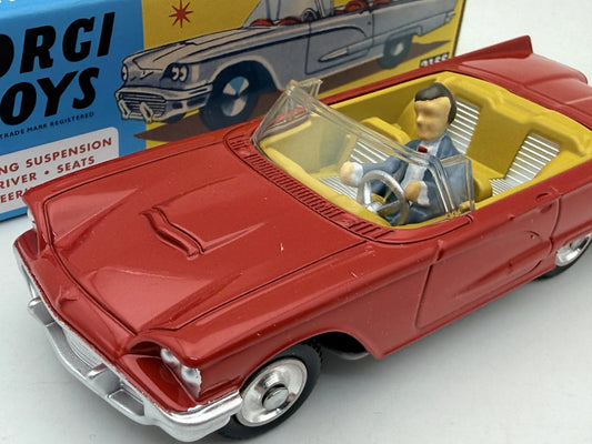 FORD THUNDERBIRD OPEN SPORTS Corgi Czerwony 1:43 Figurka kierowcy – zdjęcie 2