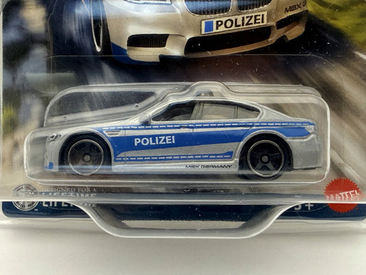 BMW M5 POLICE Best of Germany Policja Matchbox 2024 Srebrny 1:64 Protektor – zdjęcie 2