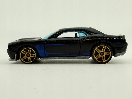 Dodge Challenger Srt8 Hot Wheels Czarny 1:64 – zdjęcie 2