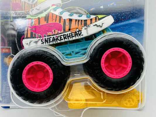 Sneakerhead Hot Wheels 2026 1:64 Monster Truck Blister Turkusowy – zdjęcie 2