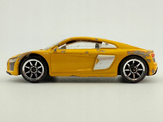 Audi R8 Audi Żółty 1:64 – zdjęcie 2