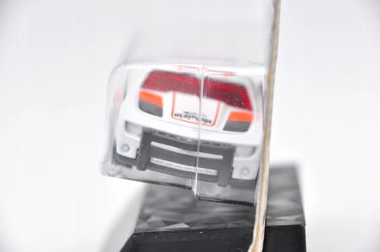 '10 CAMARO SS Hot Wheels 2024 Biały 1:64 – zdjęcie 2