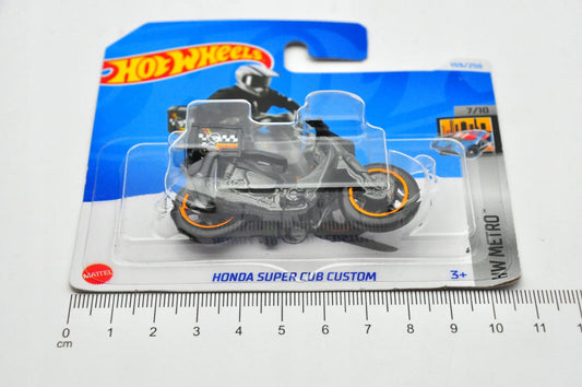 Honda Super Cub Custom Hot Wheels 2024 Treasure Hunt 1:64 Motocykl Czarny – zdjęcie 2
